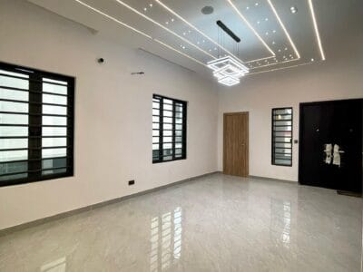 4 Bedroom Fully Detached Duplex with Bq
