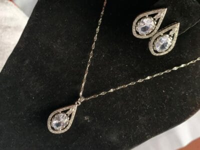 Earring & Necklace