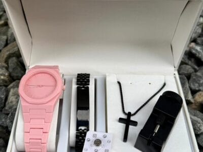 Jewelry Box - Wristwatch, Necklace, Wristband e.t.c