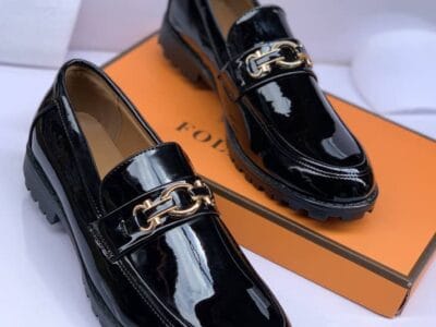 Corporate Shoe - Folletel