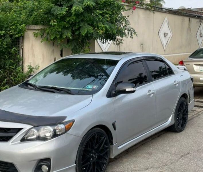 2011 TOYOTA COROLLA