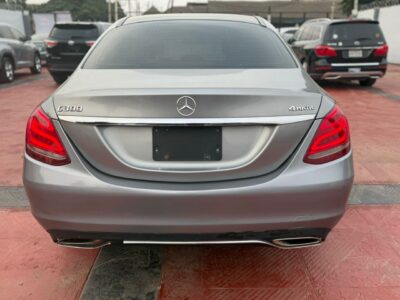 Mercedes Benz c300